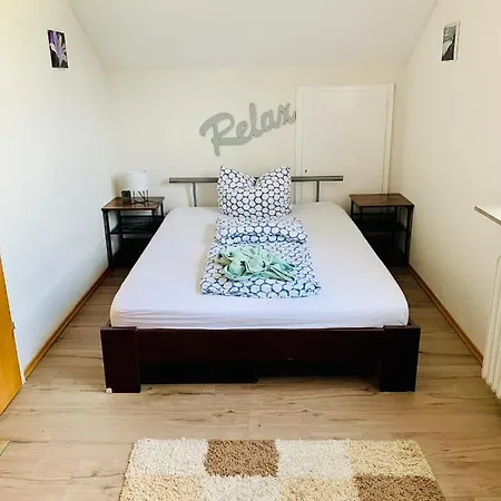 Séjour chez l'habitant Goncalves, Komplette Mit Parkplatz Und Wallbox Vor Der Tuer